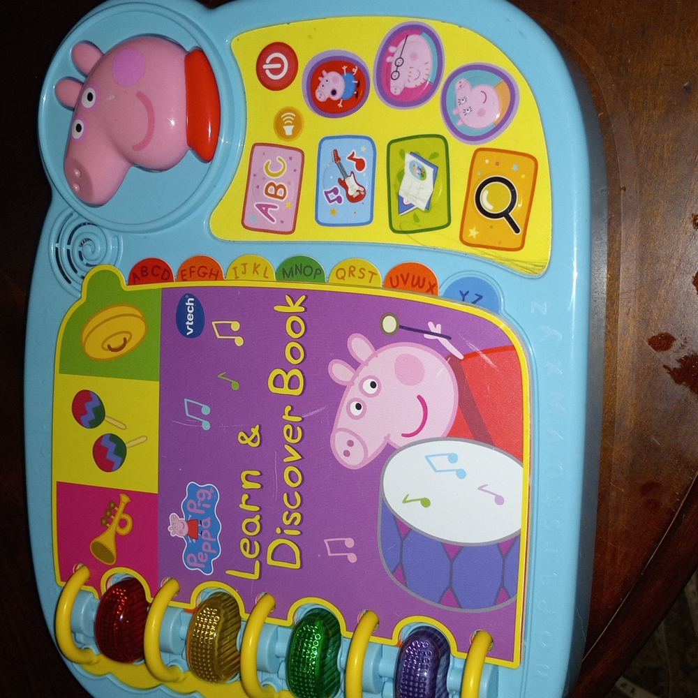 Peppa Pig Learn & Discover Book